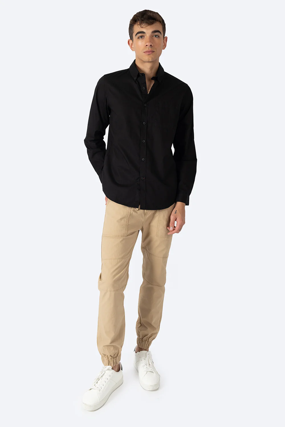 Camisa manga larga color negro - Imagen 5