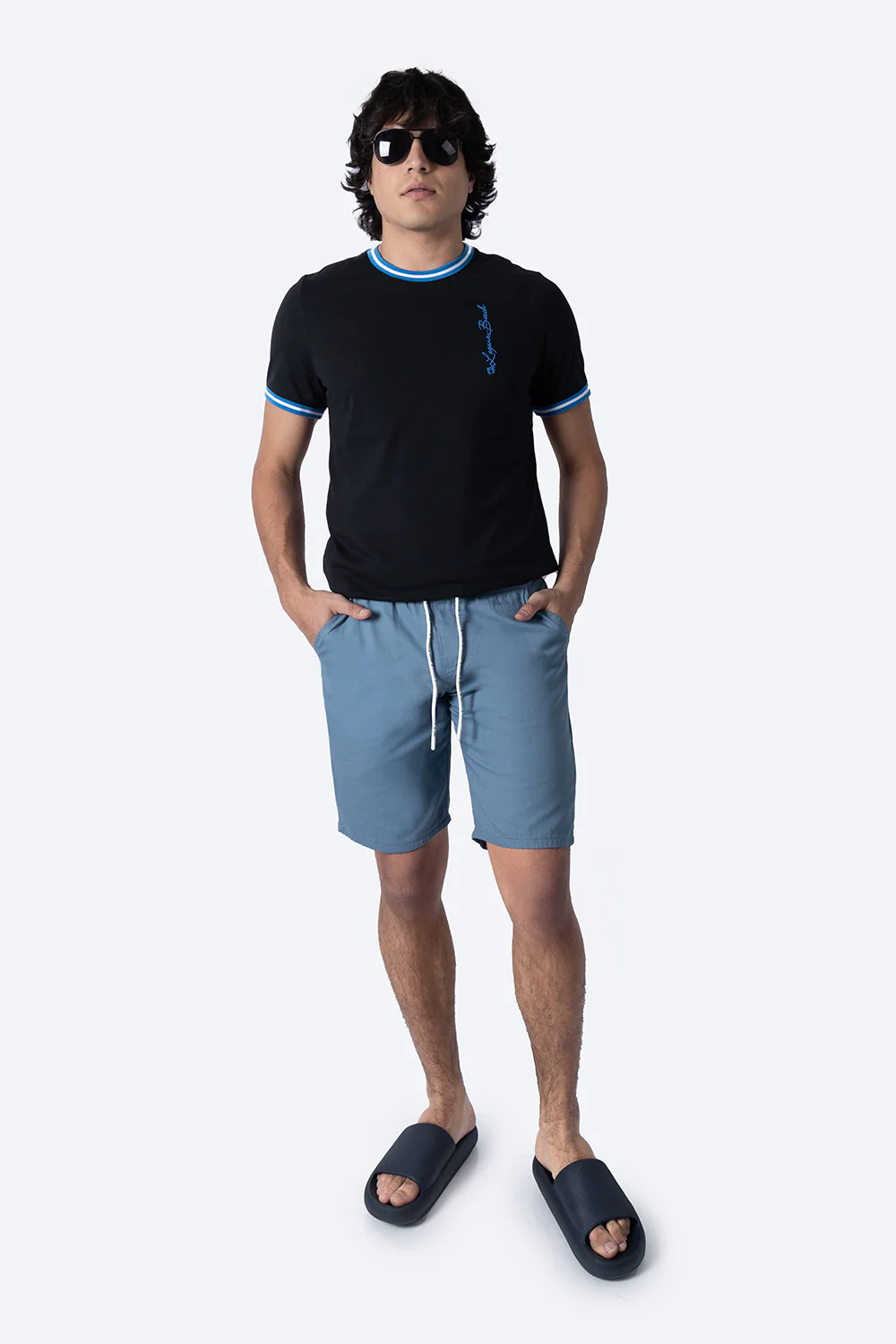 Bermuda azul con bordado Hang Ten - Imagen 3