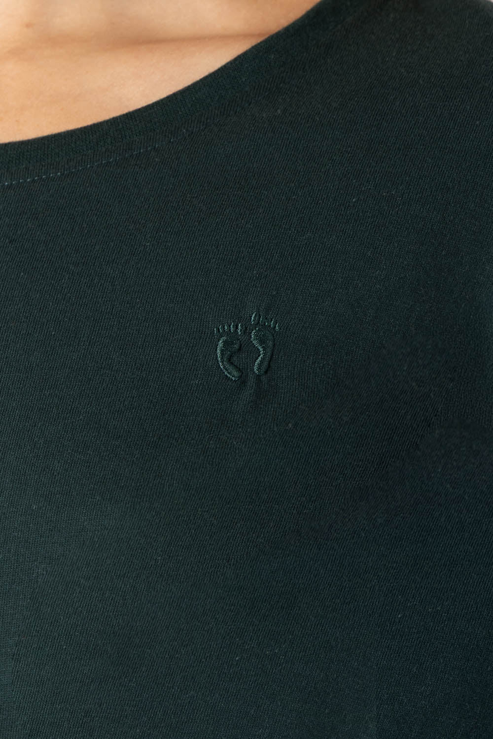 Playera básica cuello redondo verde oscuro - Imagen 2