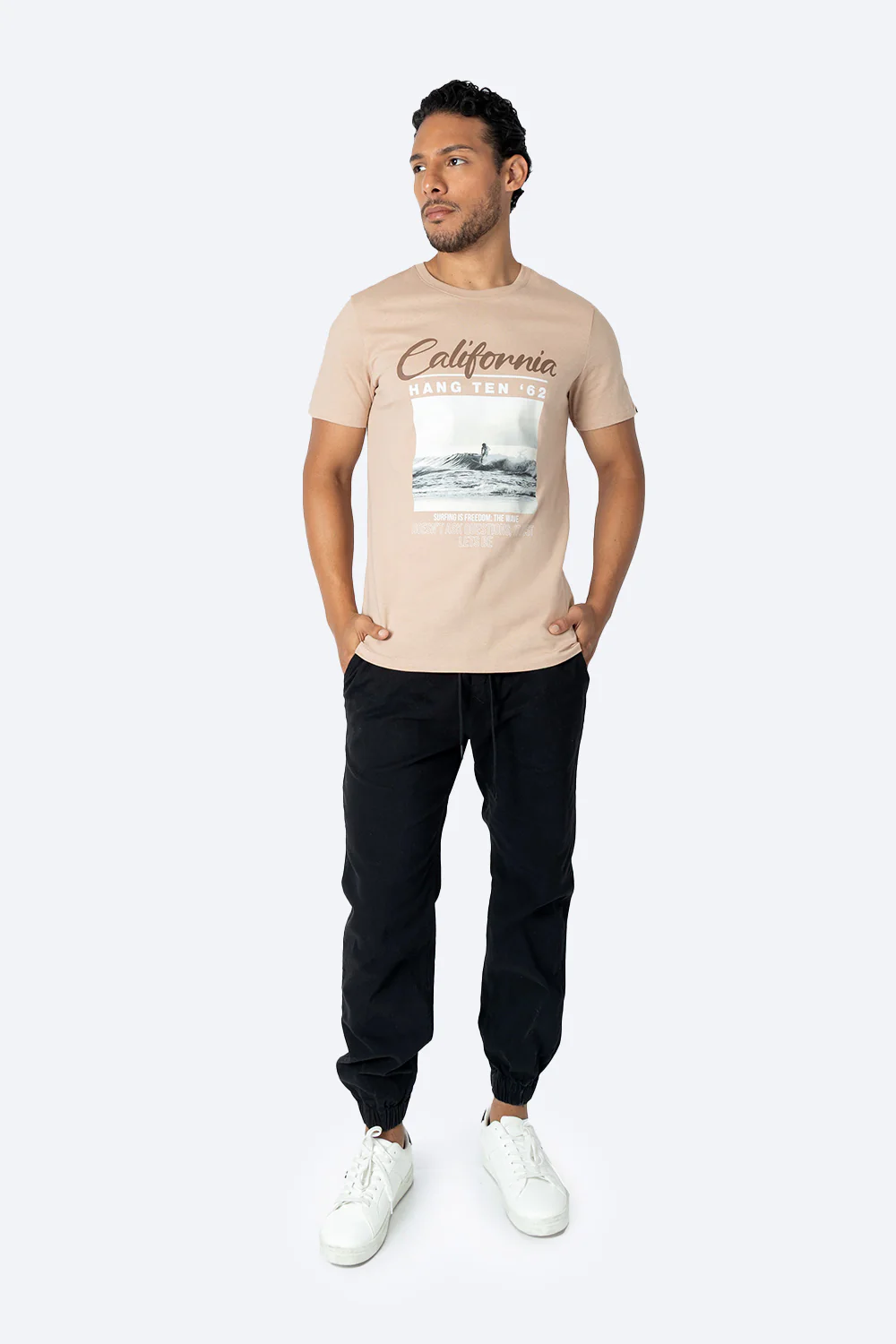 T-shirt café medio "CALIFORNIA" - Imagen 4