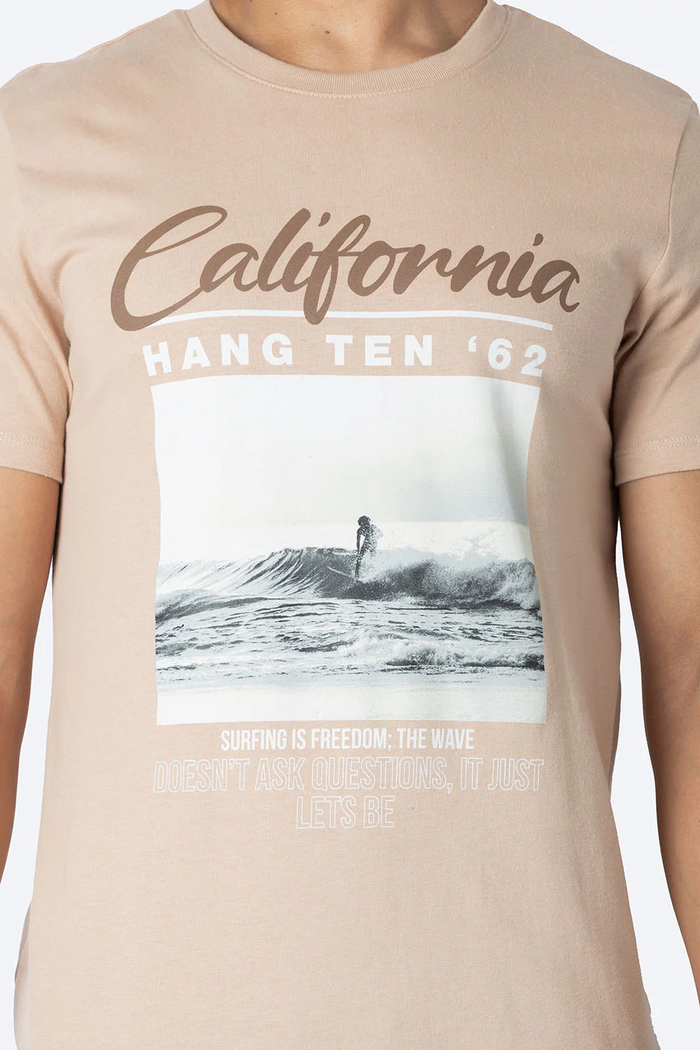 T-shirt café medio "CALIFORNIA" - Imagen 3