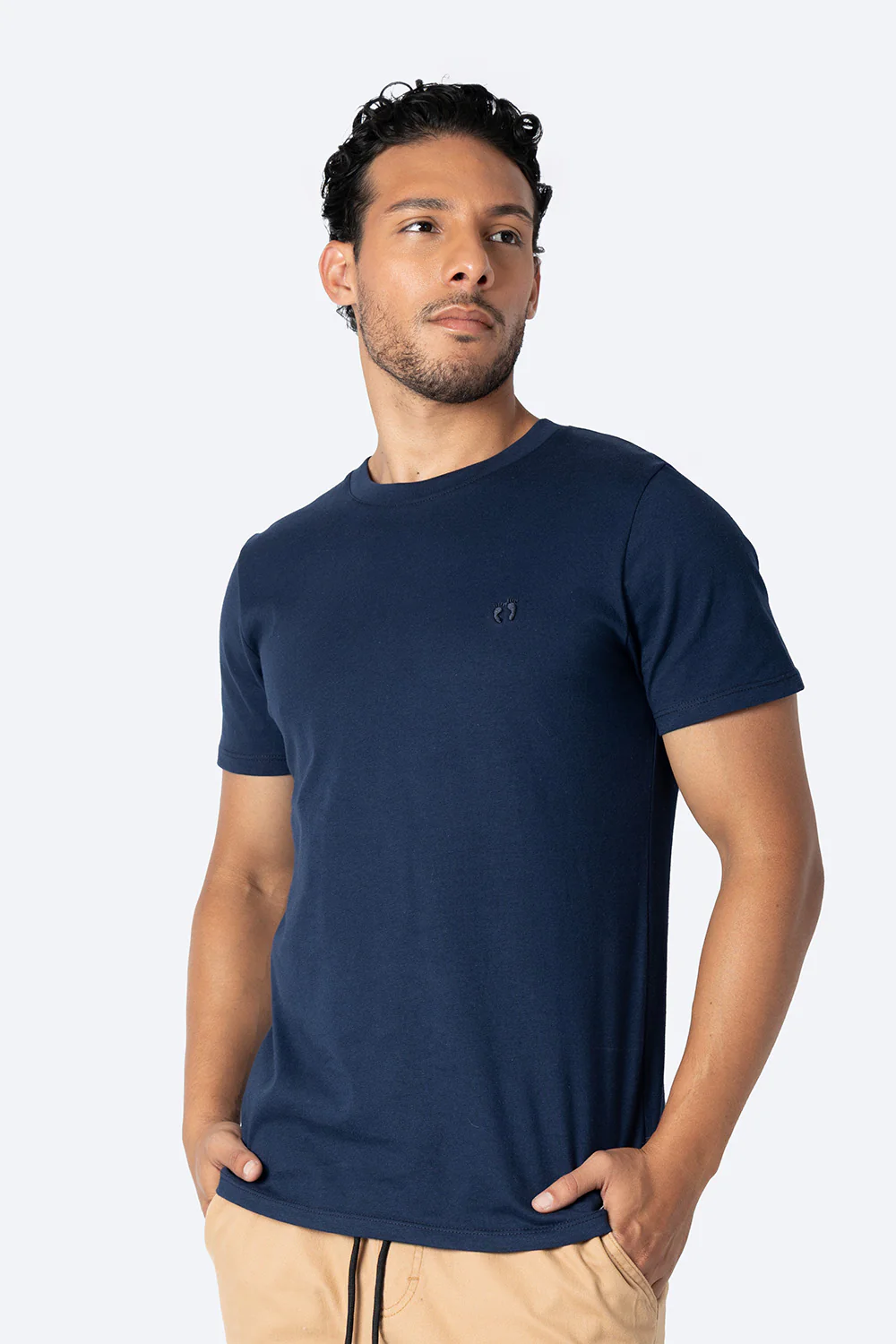 Básica azul marino cuello redondo