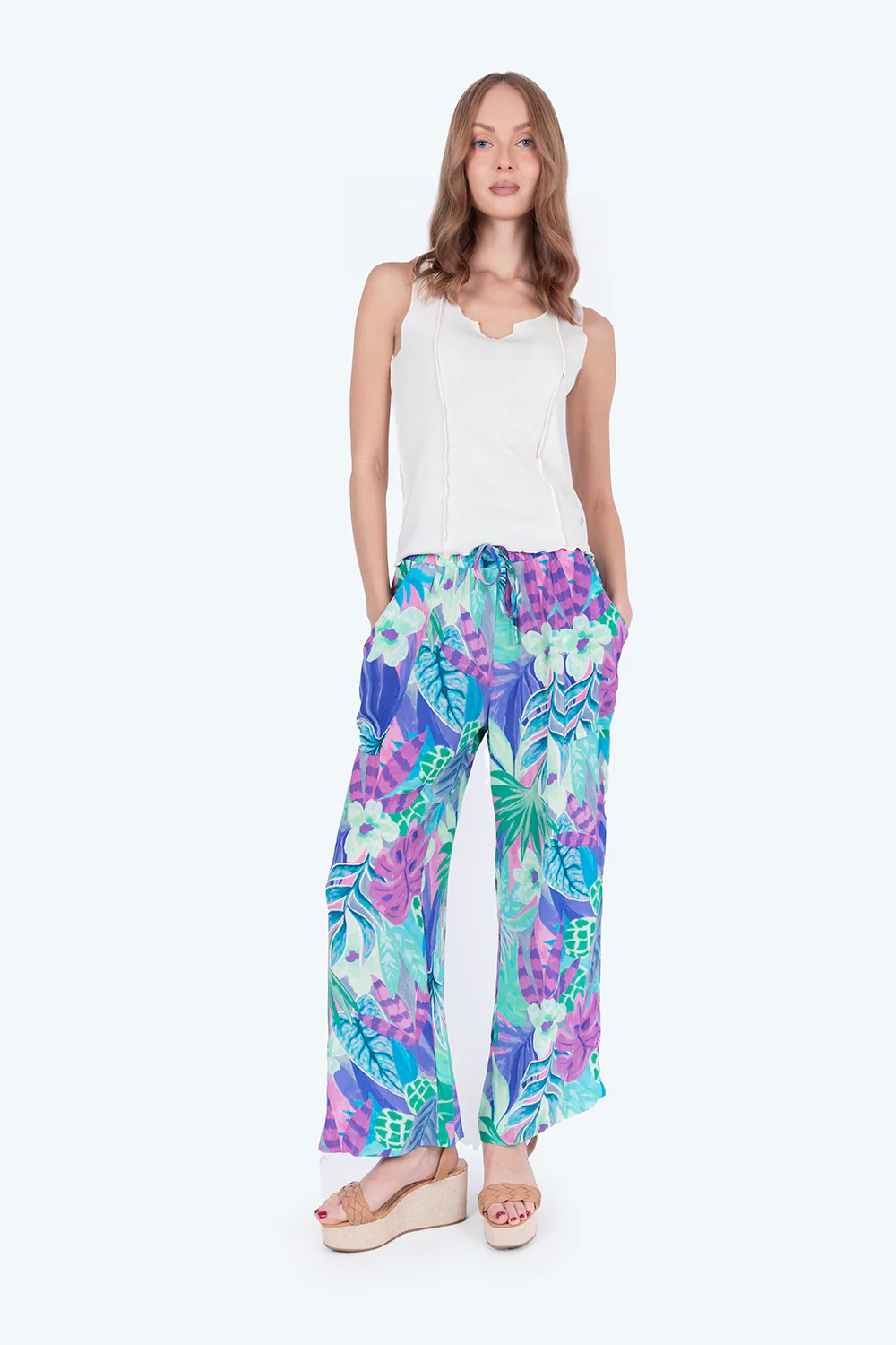 Pantalón casual floral multicolor - Imagen 5