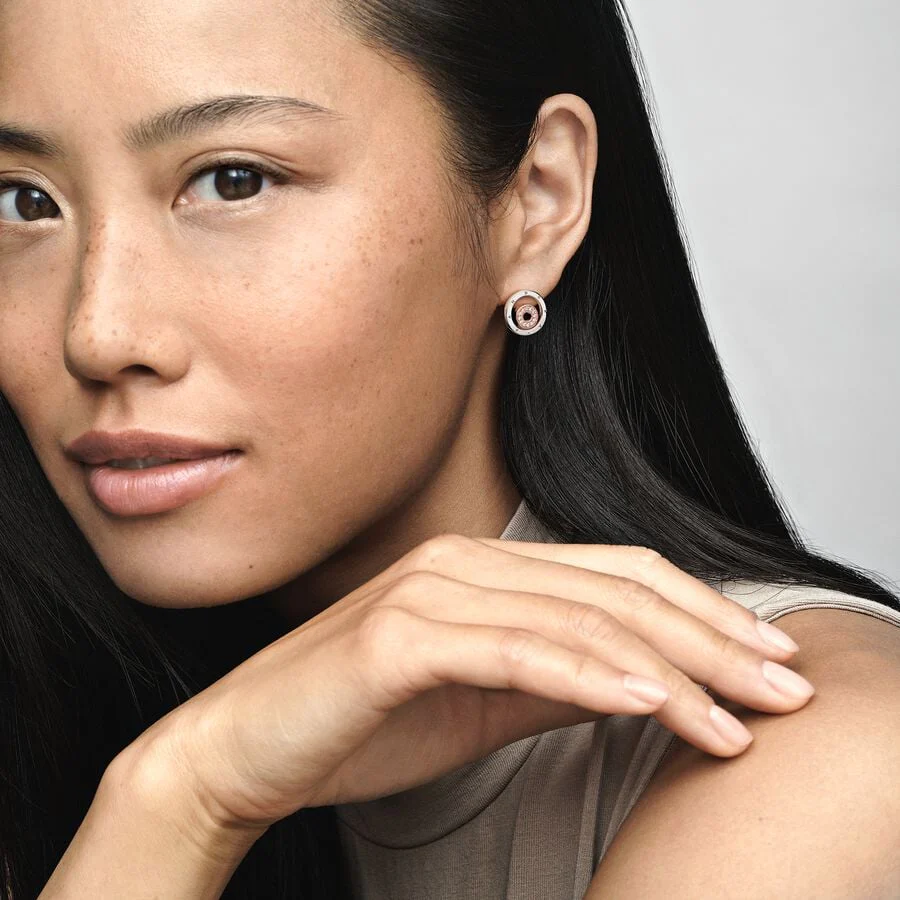 Pendientes de Botón Pandora Signature Logo Circulos - Imagen 3