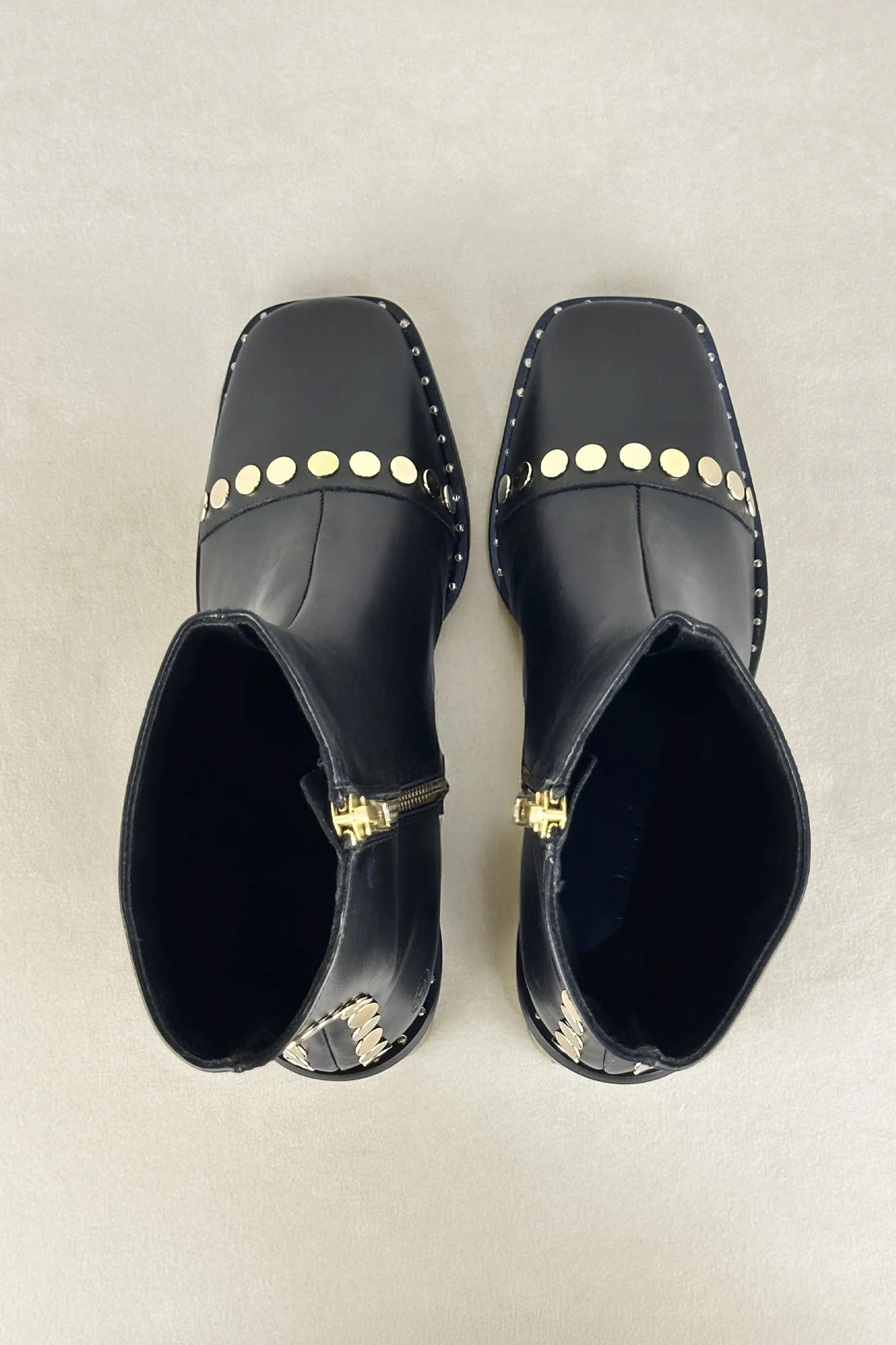 BOTIN FILIPA TACHAS NEGRO 6CM - Imagen 7